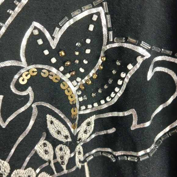 Usindo Womens Sequin Beaded Floral Tunic Shirt Small Black White Colorblock Asym - Picture 12 of 12